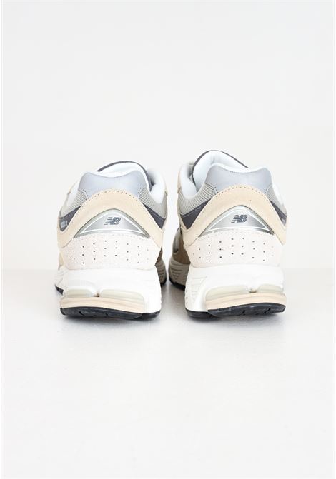 Sneakers 2002R per uomo e donna beige grigie e bianche NEW BALANCE | M2002RFA.